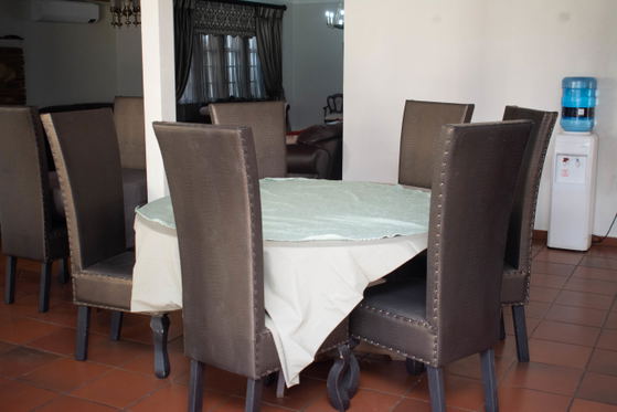 Goodeys Premier Guesthouse dining area