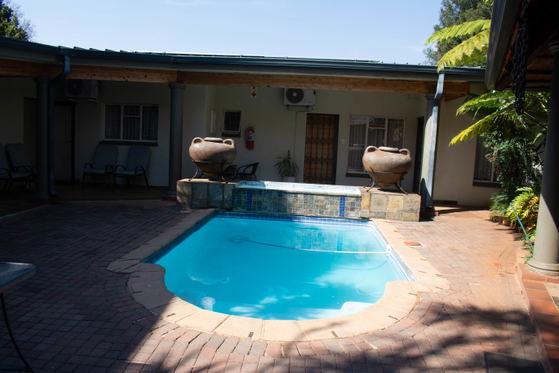 Goodeys Premier Guesthouse pool and braai area