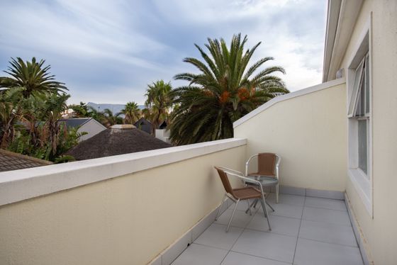 Large Room - Room 2 balcony with view of Table Mountain