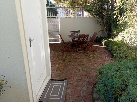 Self-contained Cottage - outside seating and back gate