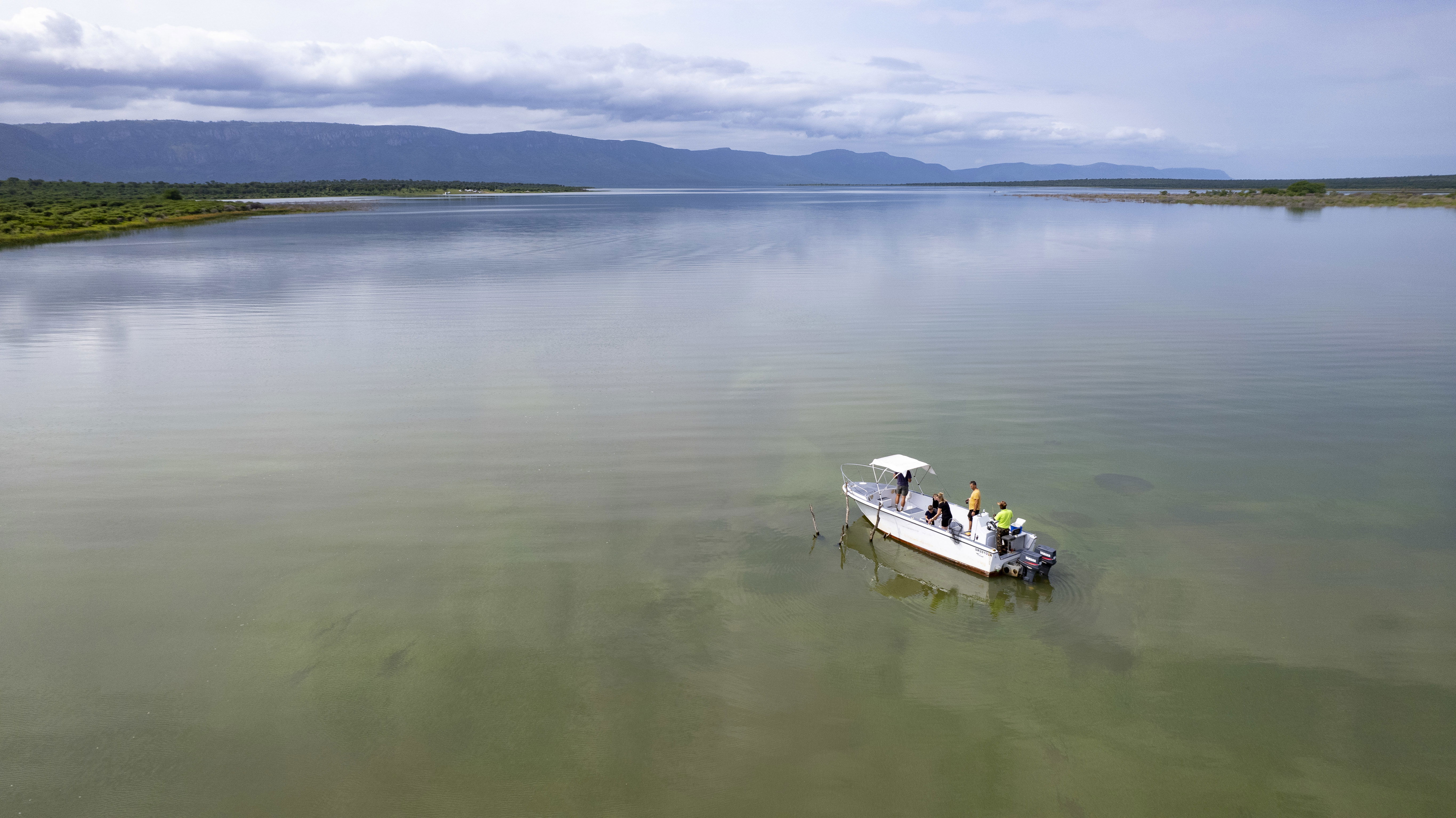 water safaris, river cruises, fishing, game viewing from water, lake jozini