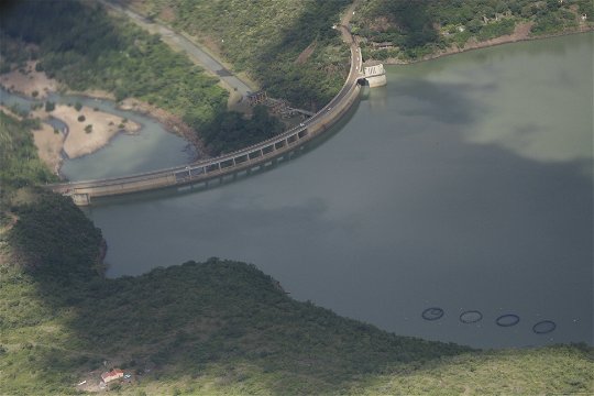 Image 1 lPongolapoort Dam wall/Jozini Lake