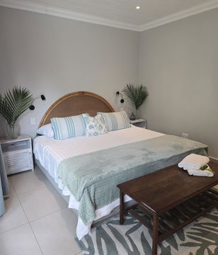 Standard Pool Unit Room 2