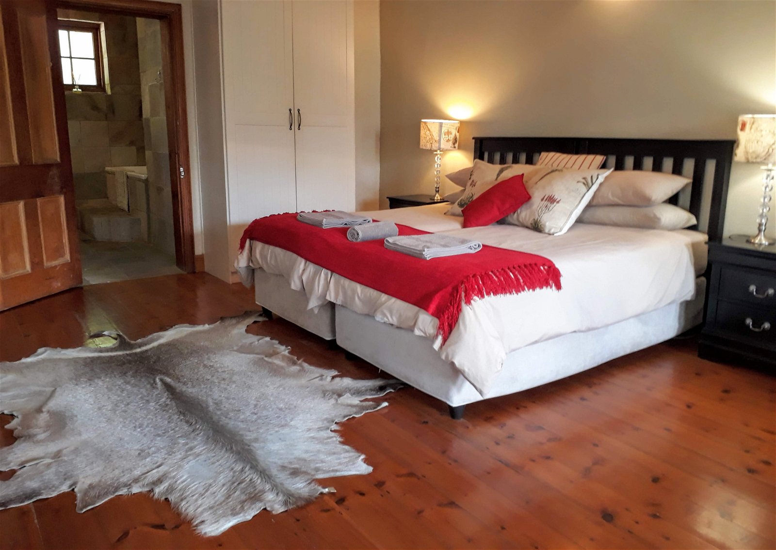 Affordable bed and breakfast accommodation at The Heads, Hope Villa B&B, historic house, yellowwood floors, family friendly, relaxed bed & breakfast accommodation