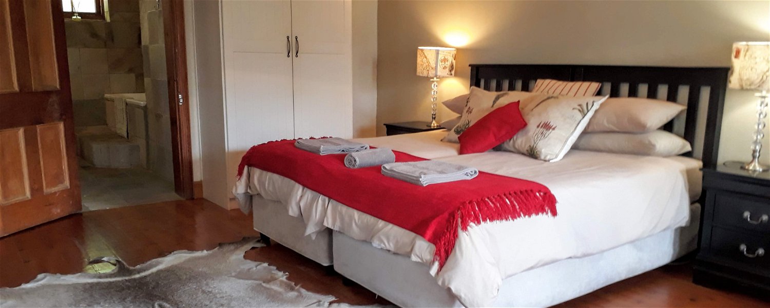 Affordable bed and breakfast accommodation at The Heads, Hope Villa B&B, historic house, yellowwood floors, family friendly, relaxed bed & breakfast accommodation