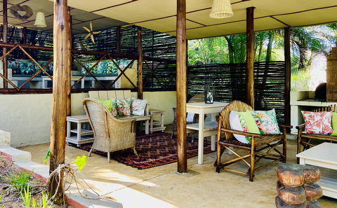 Outdoor lounge