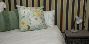Starlings Nest - Cottage 1