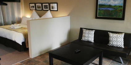 Treelands Abbey: King studio x 4