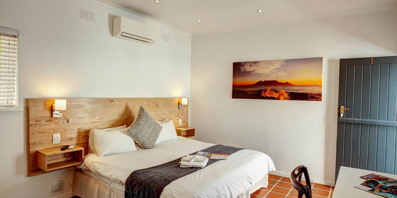 Courtyard Room 1