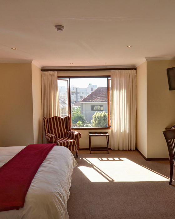 Room 1: Deluxe en-suite Room