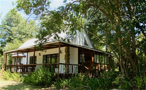 Retreat Lodge at Peace of Eden