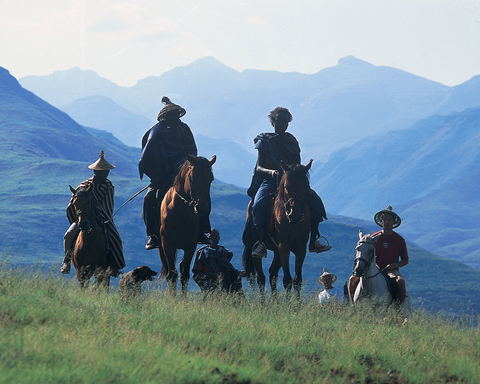 Visit Lesotho with Bird Haven