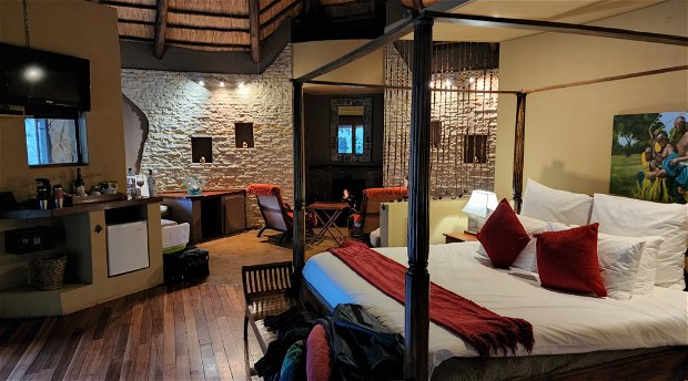 Maliba Lodge (5 star luxury units).