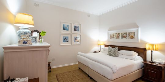 Colin Room (Luxury)