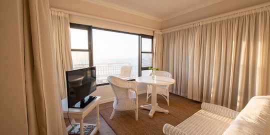 Louise Room (Honeymoon)