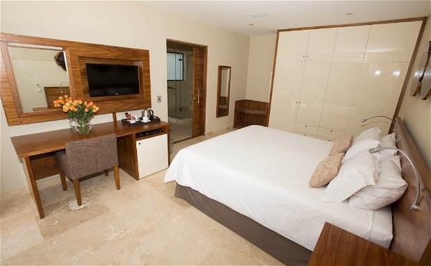 Modern Luxury Bedroom Modern Luxury Bedroom