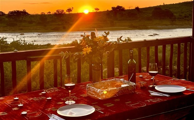 Views of the Crocodile River and Kruger National Park