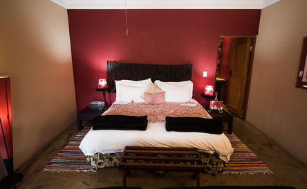 Ruby: King or Twin room with sleeper couch  Also mini kitchen