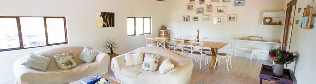 Ngama Bush House Living Room