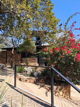Blue Sky Lodge - entrance from private parking Blue Sky Lodge - entrance from private parking