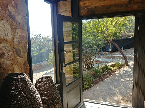Sky Lodge, Hartbeespoort - Our big Blue Sky Lodge at the top of the hill