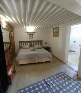 Blue Sky Lodge - Lower north bedroom