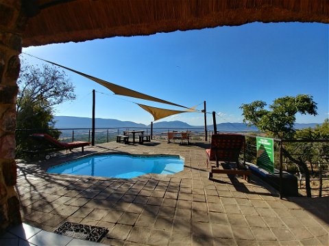 Red Sky Lodge, Sky Lodge, private pool deck overlooking the Hartbeespoort valley
