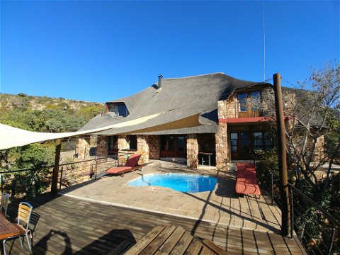 Sky Lodge, Hartbeespoort - Red Sky Lodge, suitable for up to 14 guests