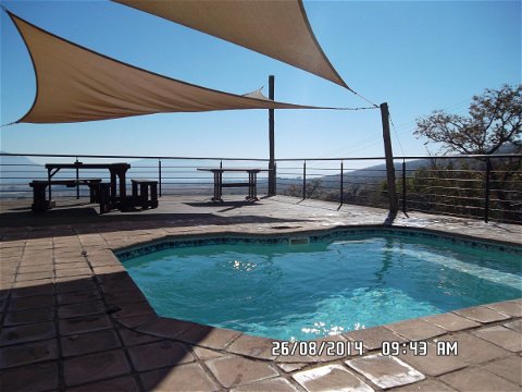Private pool deck overlooking the Hartbeespoort valley