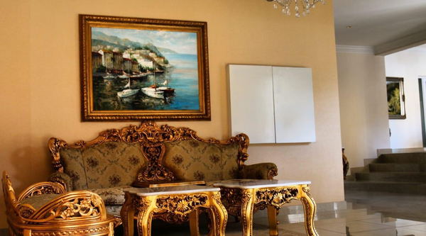 Business and Leisure Guests