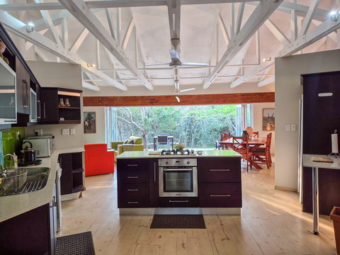 Kitchen Entrance 