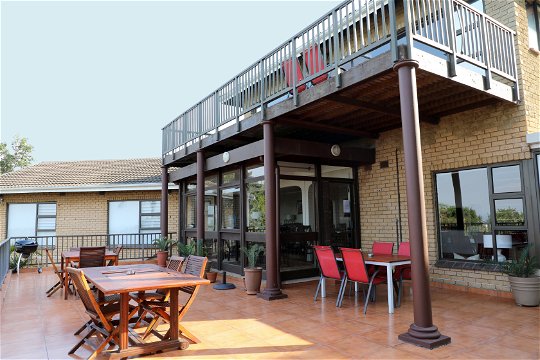 Patio  - enjoy the sun, the view and a braai