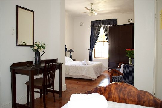 Triple Room, District Six Guesthouse