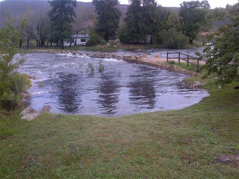 River in flood, Boskloof Swemgat