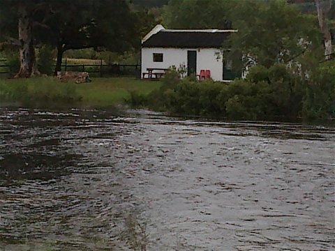 River in flood, Swielhuis, Boskloof Swemgat 