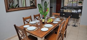 Poinsettia Family Cottage November Special