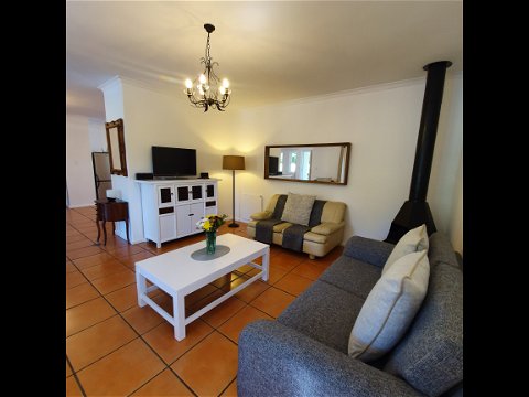 Paradiso Guest House Two Bedroom Self Catering Cottage Lounge