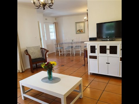 Paradiso Guest House Two Bedroom Self Catering Cottage Lounge