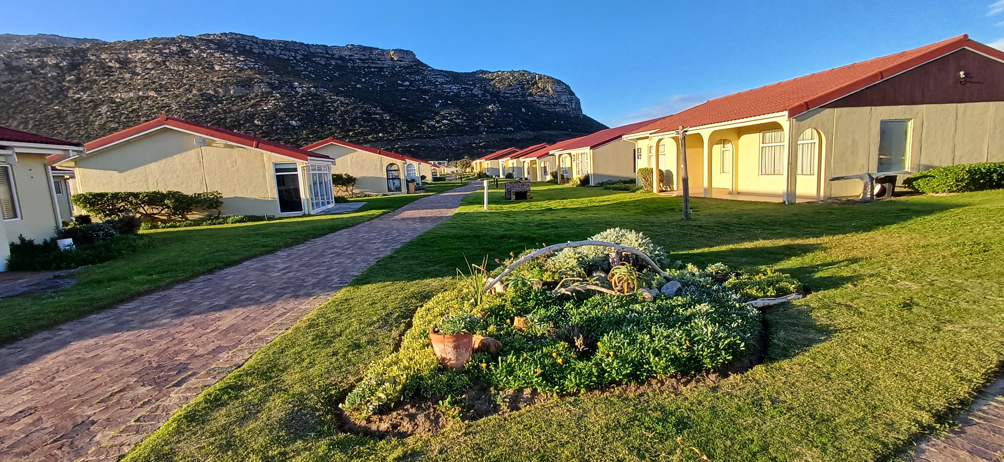 Seaside Cottages in the Sun 