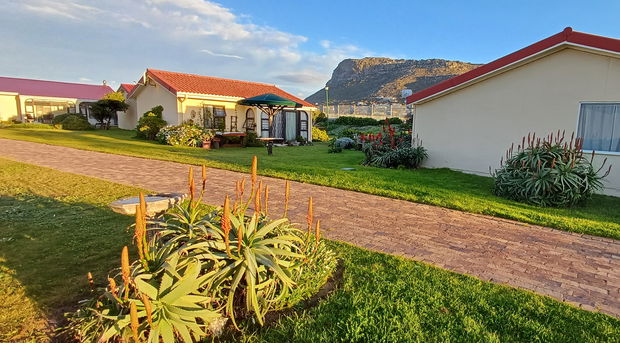 Seaside Cottages Fish Hoek 