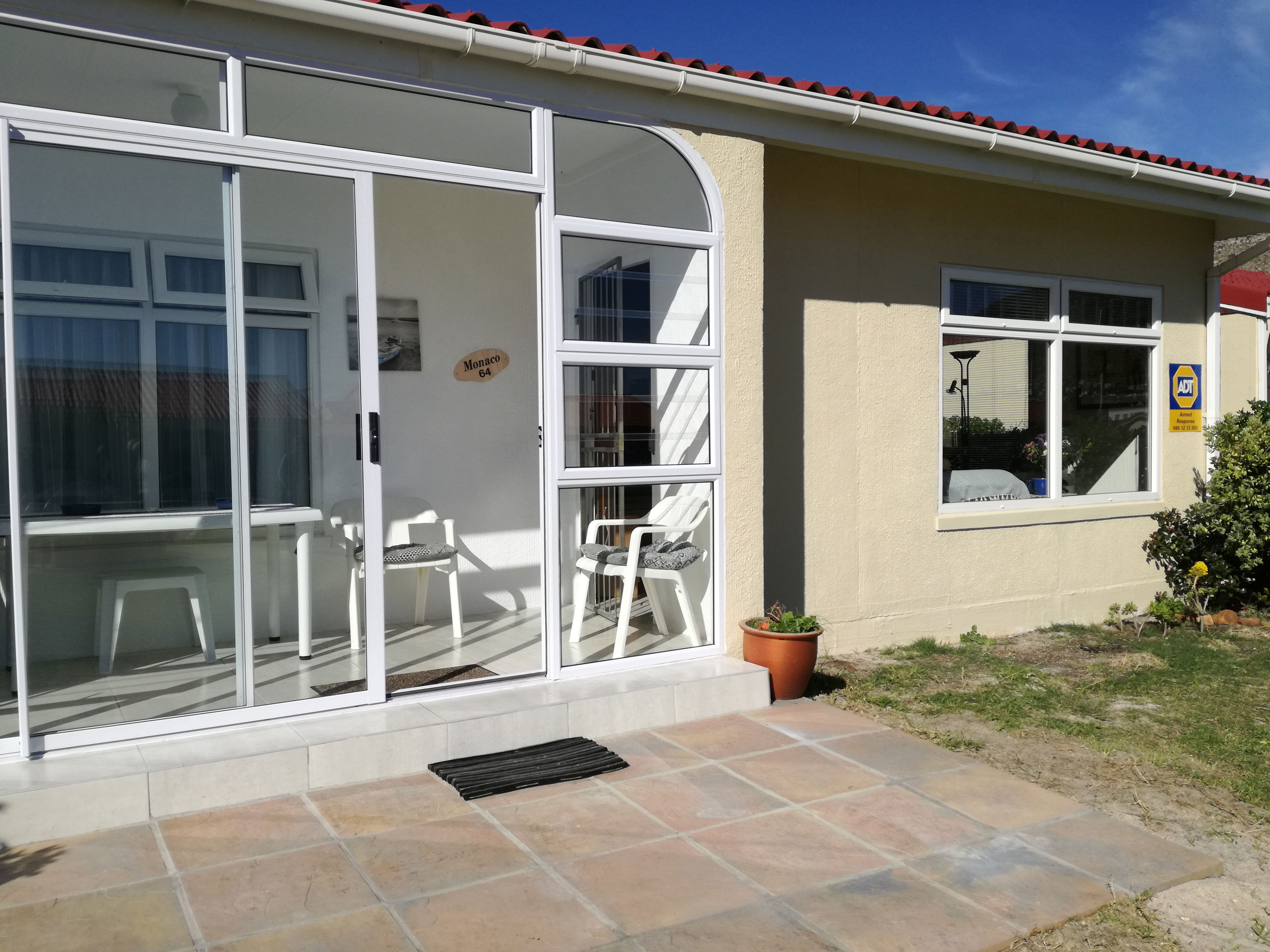 Seaside Cottages fish hoek,Accommodation in Fish Hoek,Fish Hoek,fishhoek,fish hoek,fish hoek chalets,accommodation in cape town,self catering accommodation cape town,cape town accommodation