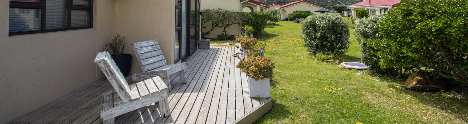 Cottage 17 Patio