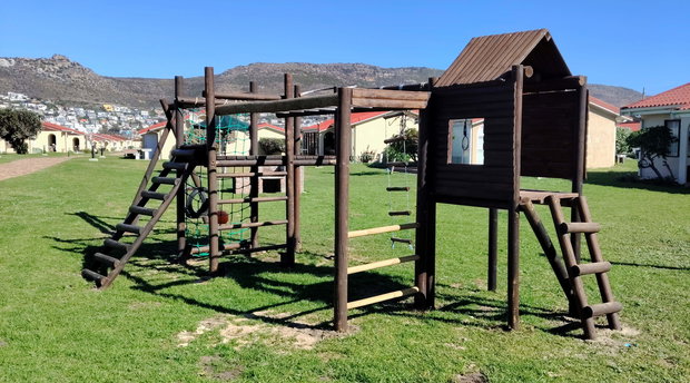 Seaside Cottages Jungle Gym
