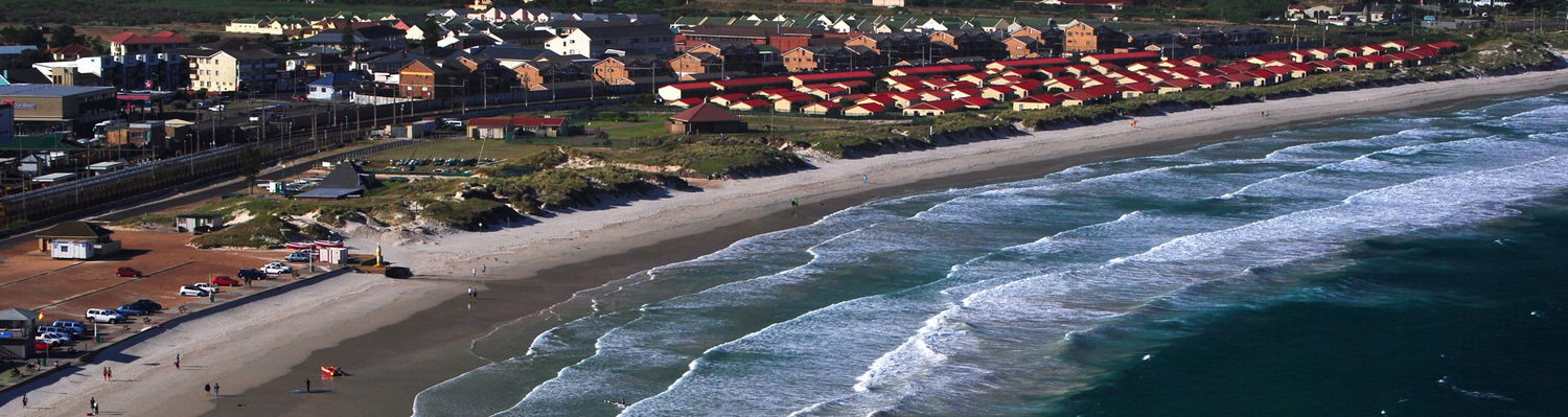 View of  Seaside Cottages from Elsies Peak - Fish Hoek