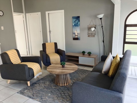 Cottage 48 Lounge