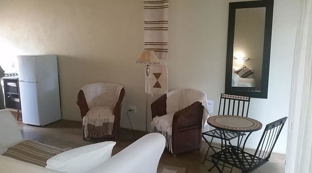 Interior, Mulberry Lane Suites, Africa Silks Farm Interior, Mulberry Lane Suites, Africa Silks Farm