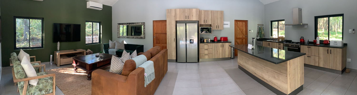 Vovovo Lodge, Mbuluzi Game Reserve, Self-catering,