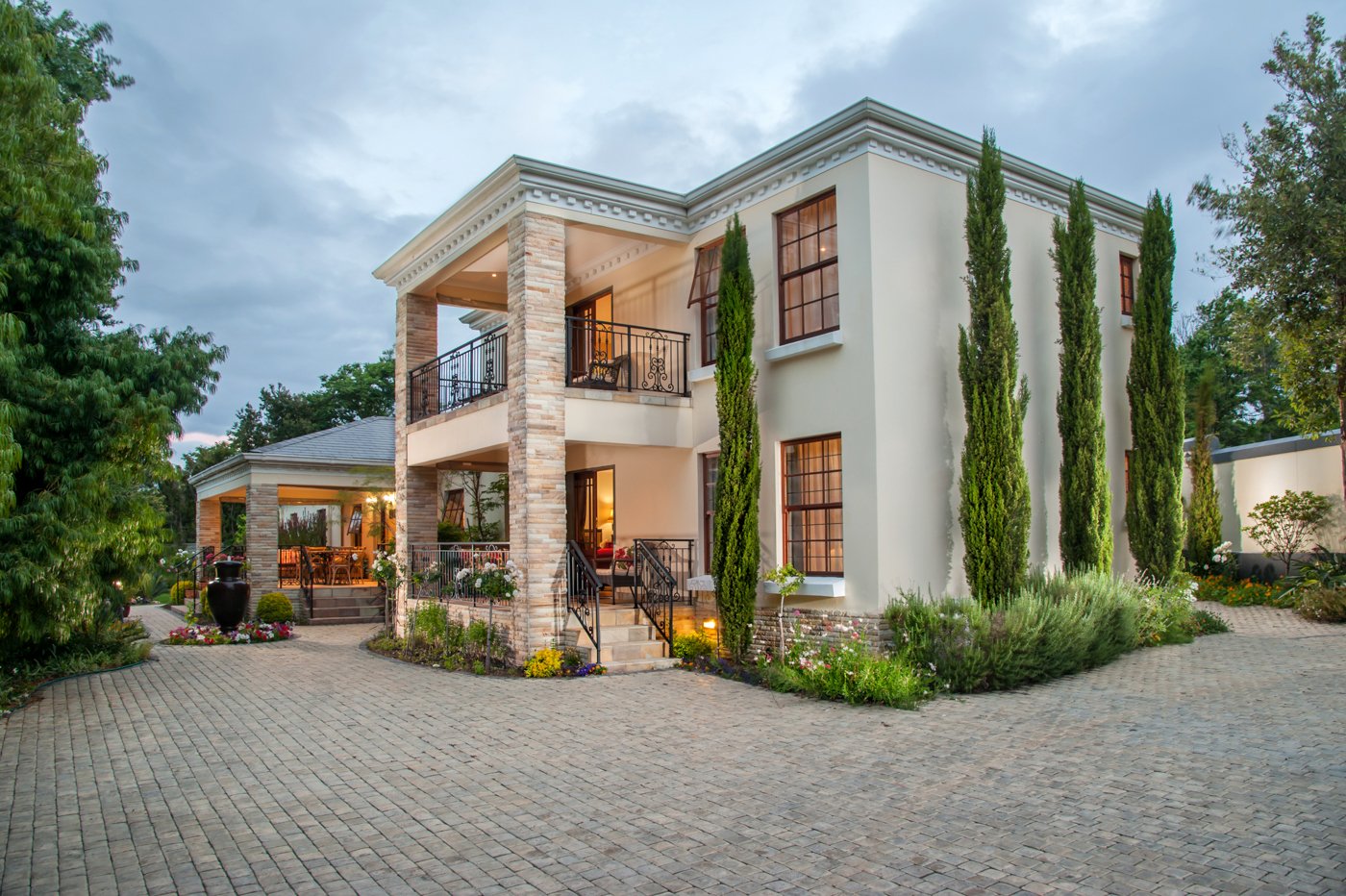 A Luxurious Retreat