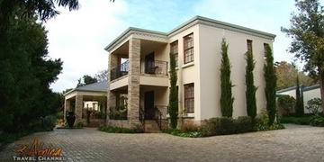 Discover luxury. Watch our video Discover luxury. Watch our video