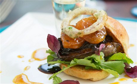Monneaux Restaurant | Duck Liver Burger